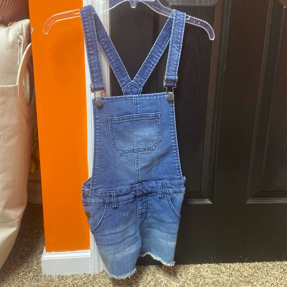 Cherokee blue Jean short overalls